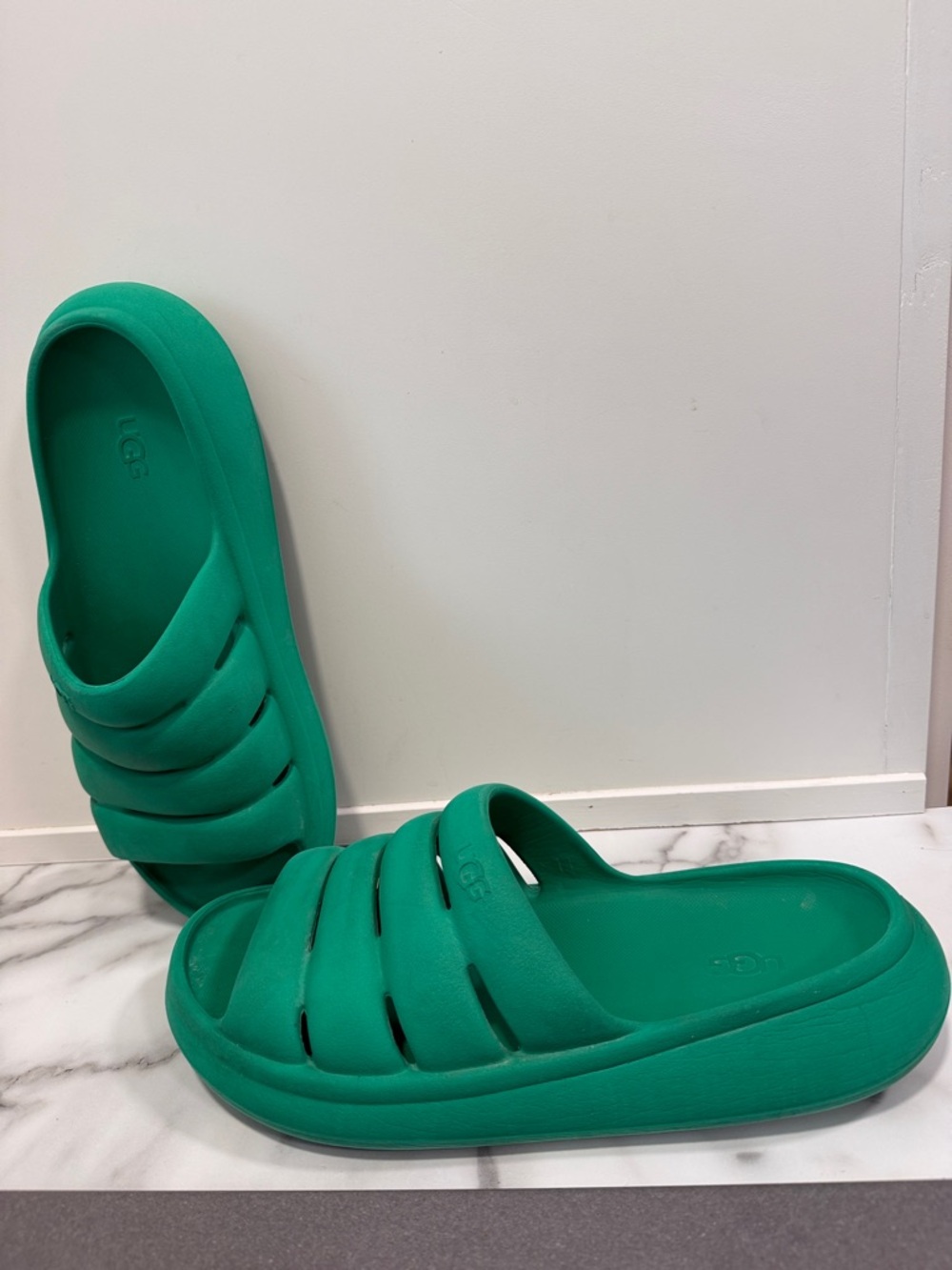 UGG Sport Yeah Slide in Emerald Green men’s size 11